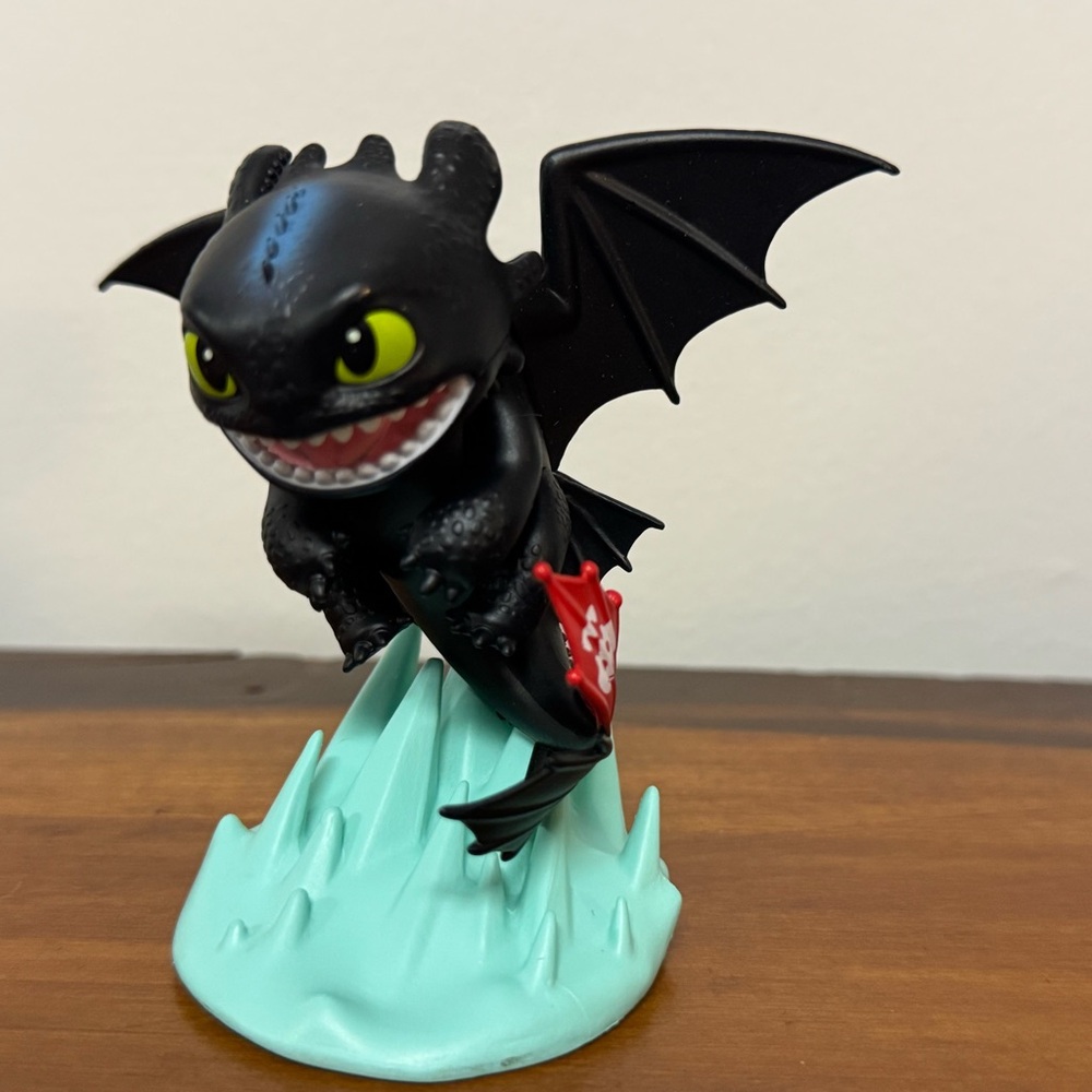 Toothless Figure – How to Train Your Dragon Collectible Toy